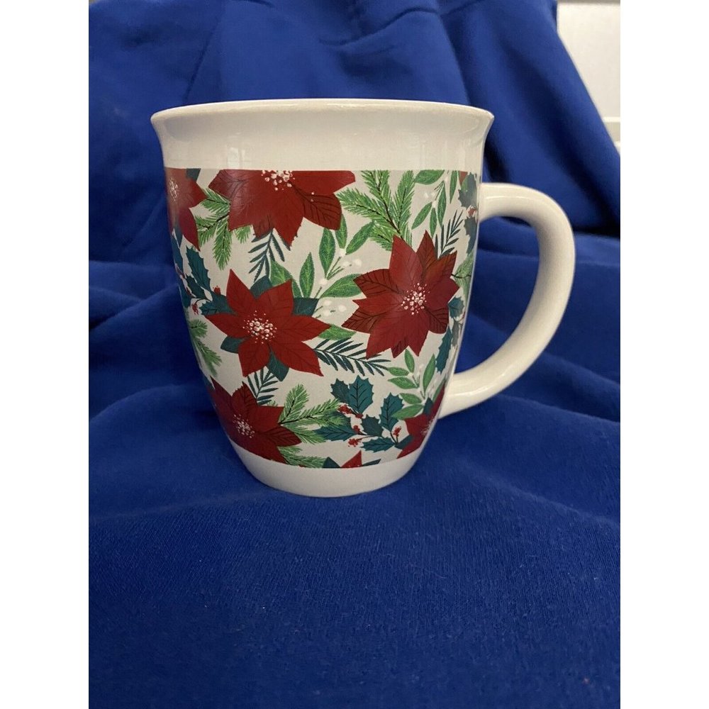 Royal Norfolk‎ Poinsetta Coffee Tea Cup Christmas Red Green White